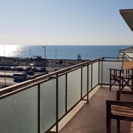 דירות לידו די אוסטיה Sea View מראה חיצוני תמונה